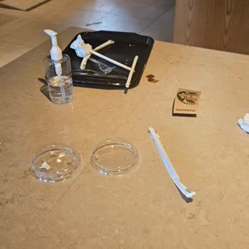 Starbucks Pendik Şubesinde Sipariş Teslim Alanı Hijyenik Değil