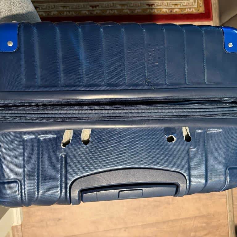 Etihad Damaged My Luggage – Suitcase Handle Ripped Off