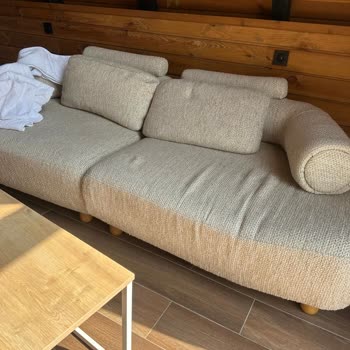 Koltuk Takımı Çöktü, Mağaza Kapandı Ve Şikayetime Cevap Gelmedi