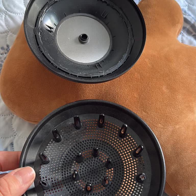 Dyson Supersonic Difüzör Başlığının Kırılması Ve Ücretsiz Garanti Değişim Talebi