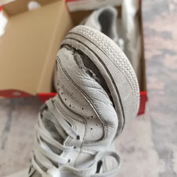 Garanti Süresinde Yırtılan Nike Ayakkabı İçin Mağaza Red Kararı