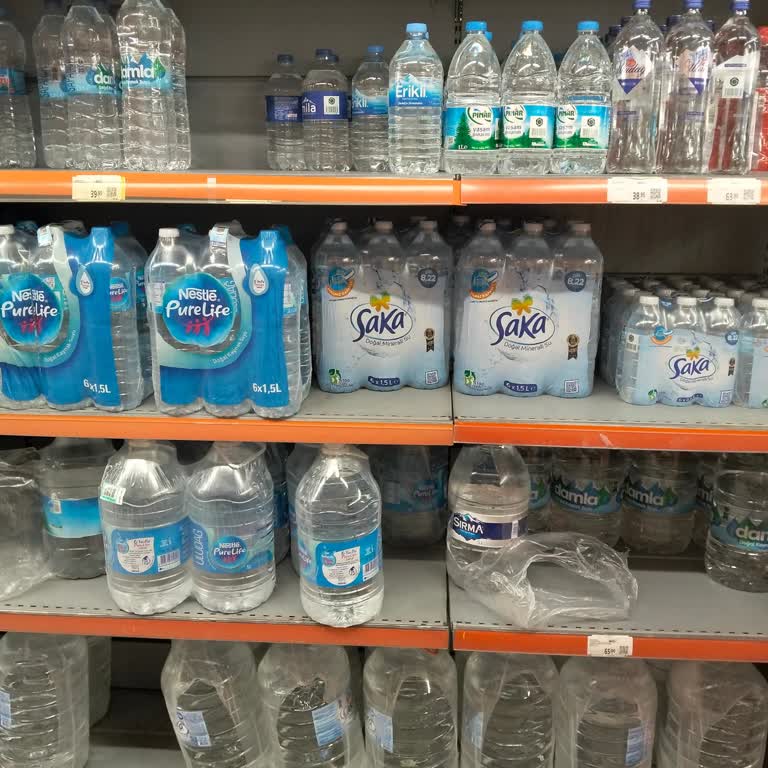 Migros Şenlikköy’de Reyon Dağınıklığı Ve Eksik Etiketler Müşteri Saygısını Yitirdi