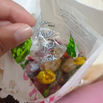 Kapalı Pakette Yenmiş Şeker Ambalajı Bulunması