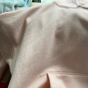 Kol Dikişi Açılan Ve İlk Yıkamada Tüylenen Sweatshirt İçin Değişim Talebi