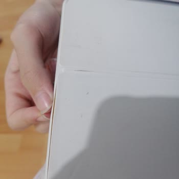 Klavye Kapak Soyulması Ve Yırtılması Kalite Sorunu