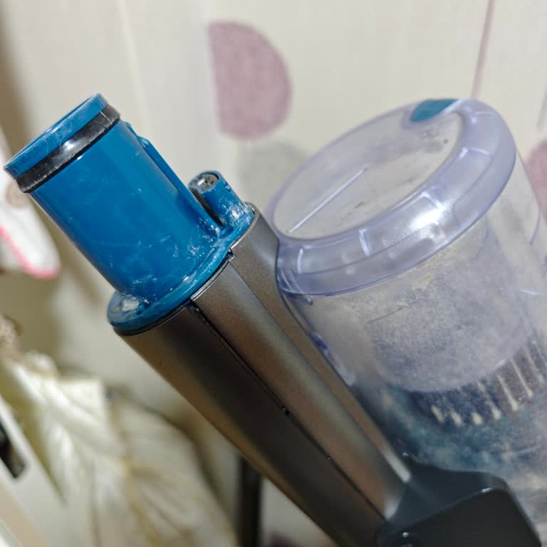 Philips Süpürge Boru Kırılmaları Ve Garanti Dışında Tutumu İadesi Talebi