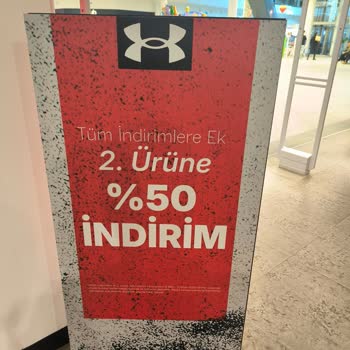 Antalya Mall Of Mağazasında Yanıltıcı %50 İndirim Açıklaması