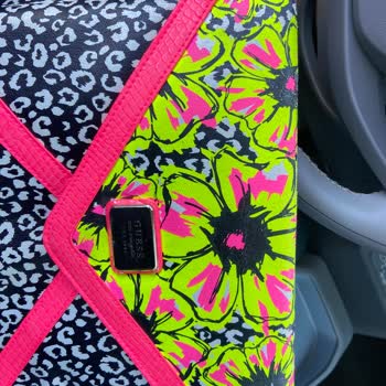 Guess Mağazasında Çanta Sorununda Çözüm Sunmayan Personel