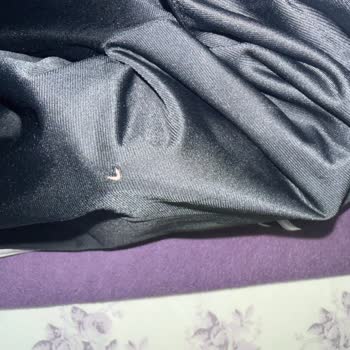 Boyner'den Gelen Lekeli Ve Yırtık Eşofman Altı Şikayeti