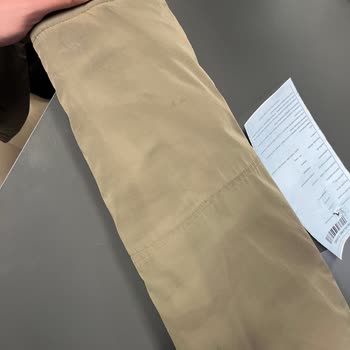 Etiketinde Kuru Temizleme Uyarısı Olmasına Rağmen Lekeler Çıkan Mont İçin Geri Ödeme Talebi