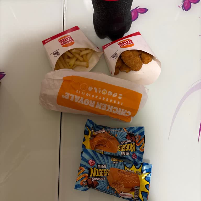 Eksik Hamburger Ve Erimiş Dondurma Nedeniyle Tam İade Talebi