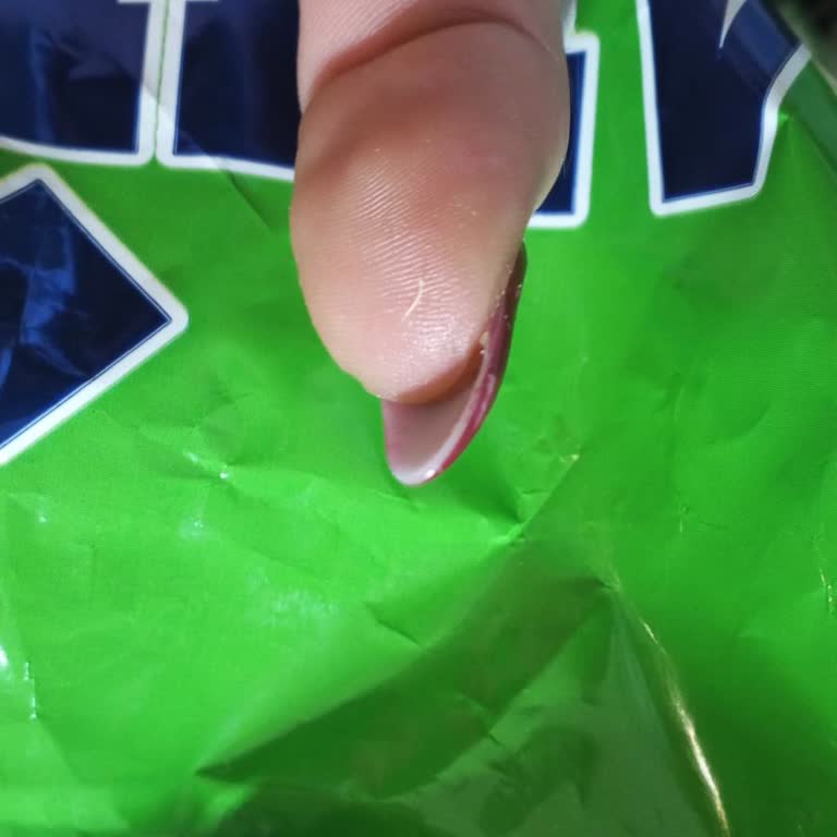 Pesto Soslu Patates Cipsinde Yabancı Madde Tehlikesi