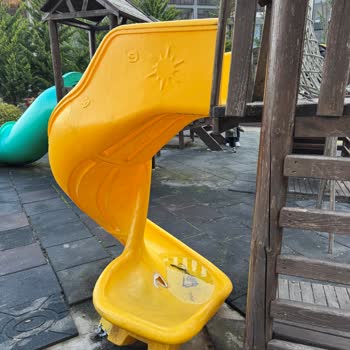 Narven Termal Kasaba’da Hijyen Ve Güvenlik Çöküşü