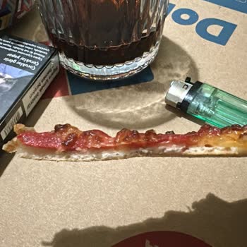 Teslimat Gecikmesi, Yanlış Hamur Ve Eksik Sarımsaklı Kenar