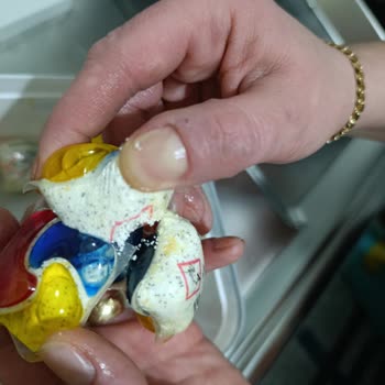 Fairy Hepsi Bir Arada Tabletlerinde Yapışma Sorunu