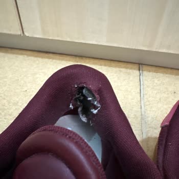 Beş Ayda Yırtılan Adidas Ayakkabı, Garanti Reddi Ve Değişim Talebi