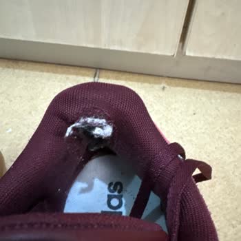 Beş Ayda Yırtılan Adidas Ayakkabı, Garanti Reddi Ve Değişim Talebi