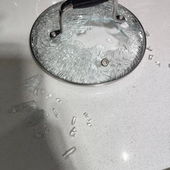 Korkmaz Tencere Setinin Kapağı İlk Bulaşık Makinesi Yıkamasında Patladı