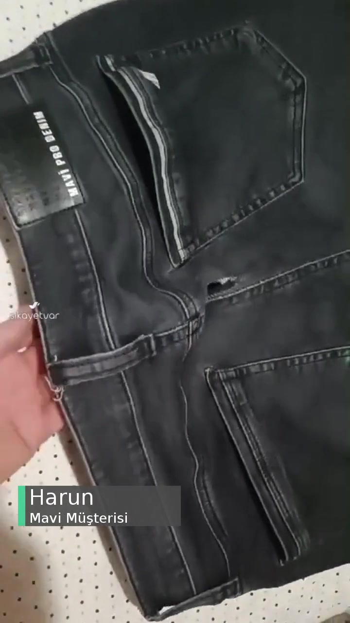 Mavi Kalitesiz Ama Pahalı Ürün videonun kapak resmi