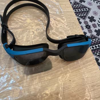 Decathlon Gaziantep Sanko Park AVM Mağazasından Aldığım Yüzücü Gözlüğünün Ön Camı Kısa Sürede Çıktı