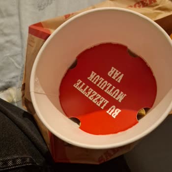 Çengelköy Şubesinde Lezzet Kovası Patatesi Yetersiz Ve Müdürün Saygısız Davranışı