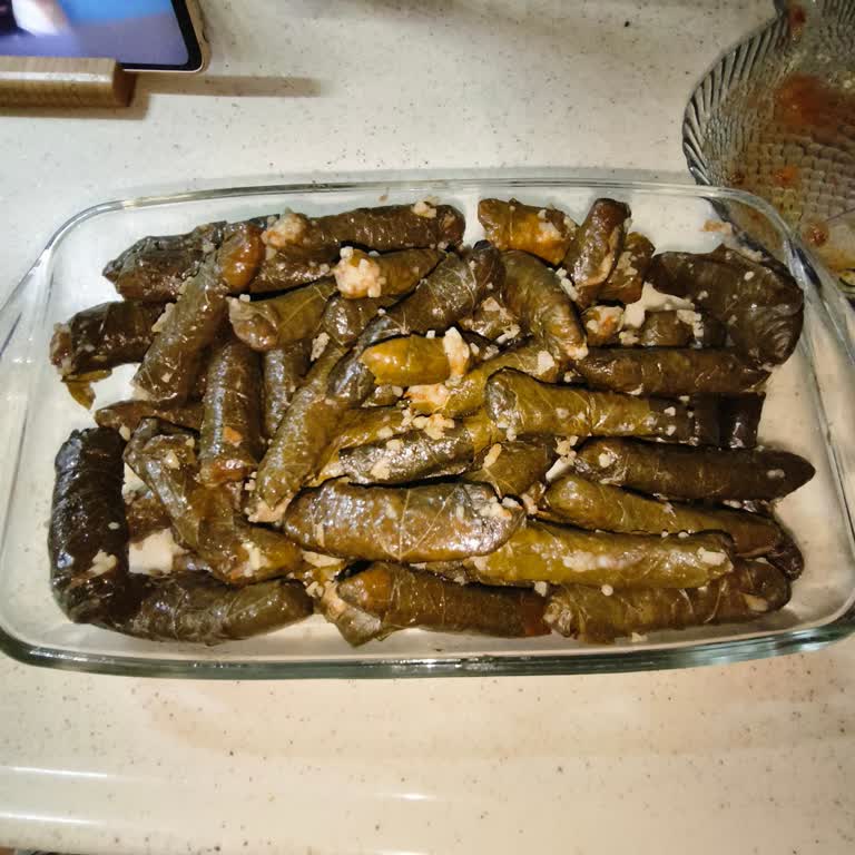 Ege'nin Bereketi Yaprak Sarması Çok Tuzlu, Sert Ve Geç Pişmiş, İade Talebi