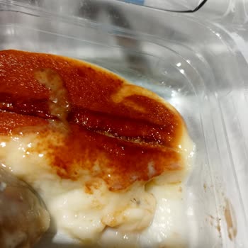 BİM Şubesinde Osmanoğlu Kazandibi Tatlısında Sinek Tespiti