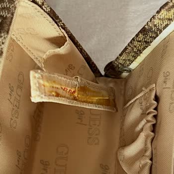 Kusurlu Çanta Değişim Talebinde Mağaza Yetkilisinin Suçlayıcı Tutumu