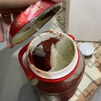 A101 Düzce Beyciler Şubesinde Açılmamış Salçanın Küflenmesi Ve Fişsiz İade Talebi