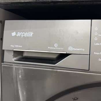 Arçelik Çamaşır Makinesinin Ön Yüzeyindeki Silinemez Siyah Lekeler Ve Ücretsiz Çözüm Talebi