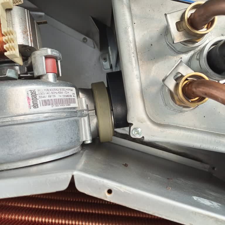 Buderus Kombi Eşanjör Delikleri Ve Kromik Arızası Nedeniyle 7 Gün Sıcak Su Ve Isıtma Yok