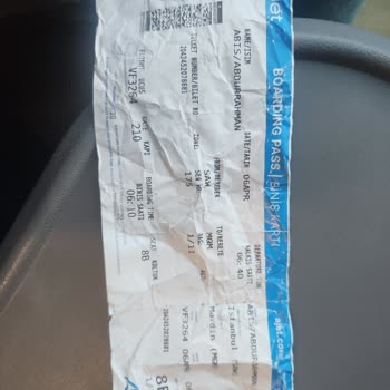 Uçağın Erken Kalkması Ve Bilgilendirme Eksikliği Nedeniyle Bilet İadesi Ve Masraf Telafisi Talebi