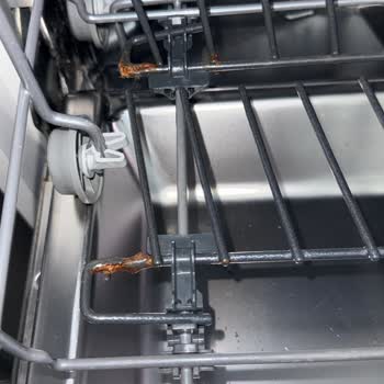 Arçelik 63431 Bulaşık Makinesinin Alt Sepetindeki Paslanma Sorunu