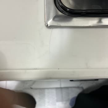 Garanti Kapsamındaki Mermer Tezgah Kendiliğinden Çatladı, Şirket Çözüm Sunmadı