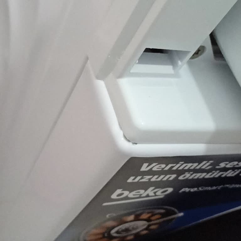 Yeni Beko Çamaşır Makinesinde Deterjan Haznesi Altındaki Açıklık Ve Üretim Hatası Şüphesi