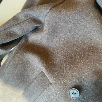 LCW Kaşe Kabanında Aşırı Tüylenme Ve İade İsteği