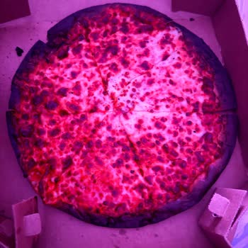 Yanık Pizza Ve Yetersiz 50 TL İade Teklifi