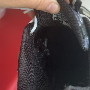 Ayıplı Skechers Ayakkabı İç Astarı Yırtıldı, Garanti Reddi