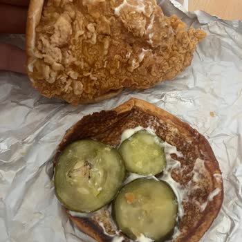 Yanlış Ve Soğuk Ürünler, Eksik Sos Ve Patates, İletişimsizlik