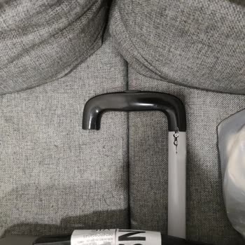 Viyana’da Çekçek Kısmı Parçalanan Valizim İçin Yeni Valiz Ve Özür Talebi