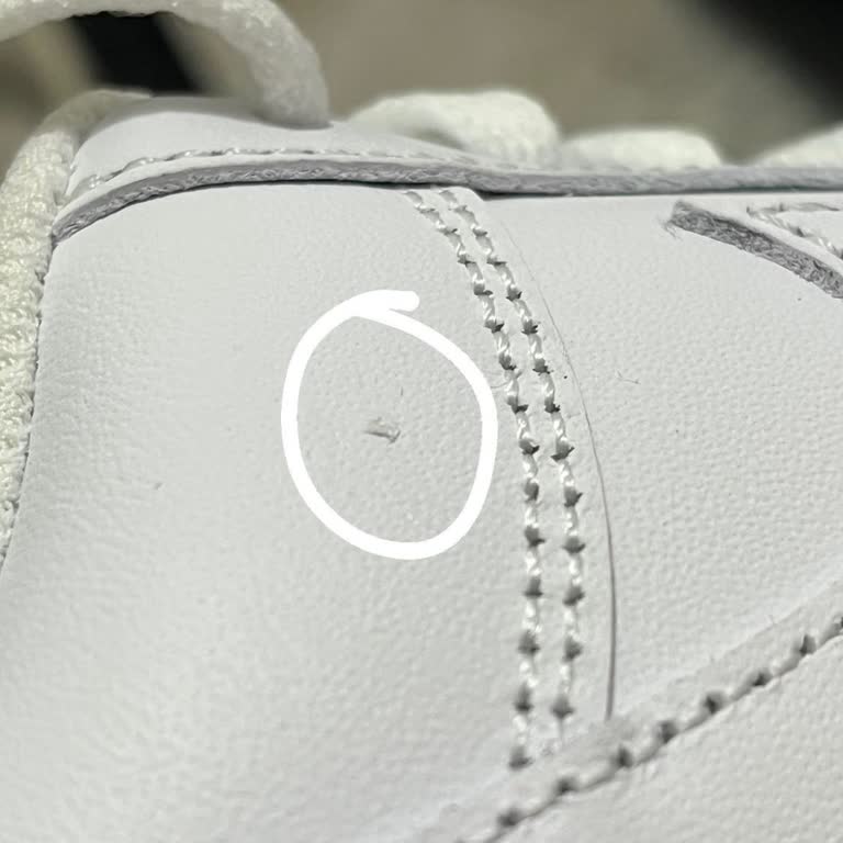 Defolu Ayakkabı, Uzun Değişim Süreci Ve Ücret İadesi Talebi