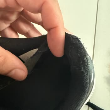 FLO'dan Aldığım Adidas Ayakkabısının Garanti Reddi Ve Üretim Hatası İddiası