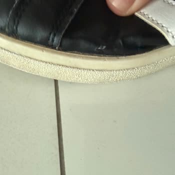 FLO'dan Aldığım Adidas Ayakkabısının Garanti Reddi Ve Üretim Hatası İddiası