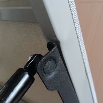 Eksik Parça Ve Kapak Kapanmama Sorunu: Ürün Değişimi Talebi