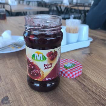 Bozuk Reçel İadesi Reddedildi Ve Personel Saygısız Davrandı