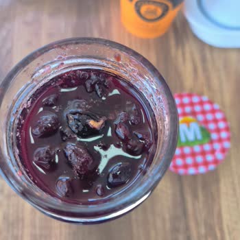 Bozuk Reçel İadesi Reddedildi Ve Personel Saygısız Davrandı