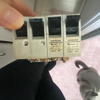 Nar Elektrik’ten Sigorta Paneli Değişimi İçin Aşırı Ücret Talebi