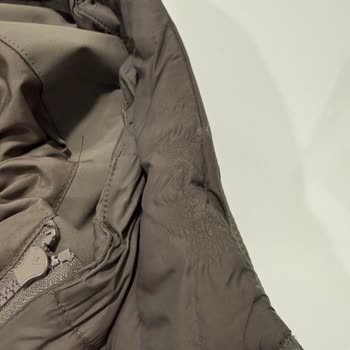 Kısa Sürede Trençkotun Ayıplı Olması Ve Kullanıcı Hatası İddiası