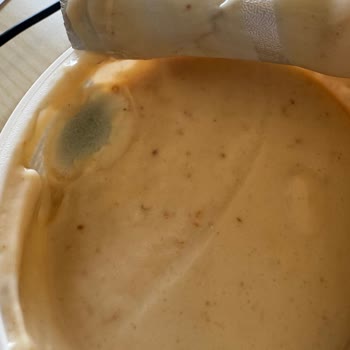 Küflü Nilky Probiyotik Yoğurdu Sağlık Endişesi Yarattı