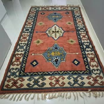 Dolap'ta 10 Bin TL Ödeme Ve Halı İadesi Sorunu Çözülmedi